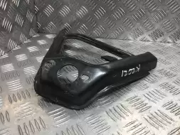 Кронштейн впускного коллектора