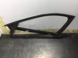 Рамка двери передней левой