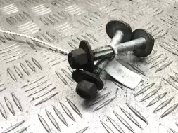 Болт развальный