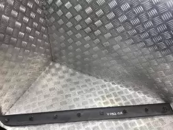 Молдинг двери передней правой