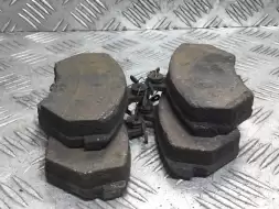 Тормозные колодки передние