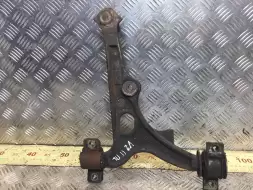 Рычаг передний левый