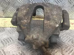 Суппорт передний правый