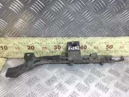 Крепление бампера переднего