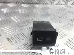 Кнопка подогрева заднего стекла