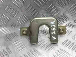 Ответная часть (скоба) замка двери