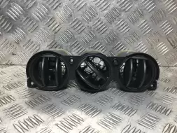 Дефлектор обдува салона