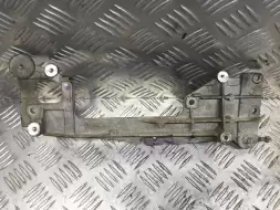 Кронштейн двигателя