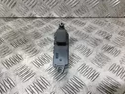 Кнопка стеклоподъемника заднего левого