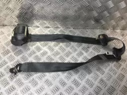 Ремень безопасности