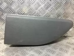 Карман двери (бардачок)