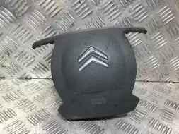 Подушка безопасности водителя