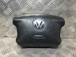 Подушка безопасности водителя