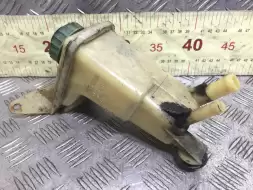 Бачок гидроусилителя