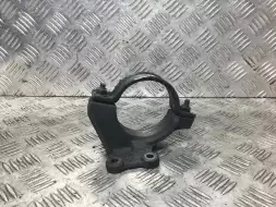 Кронштейн полуоси