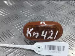 Повторитель передний правый