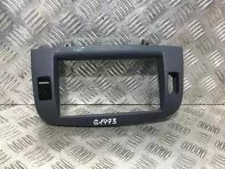 Рамка под магнитолу