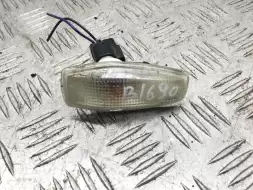 Повторитель передний левый