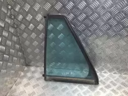 Форточка задняя левая