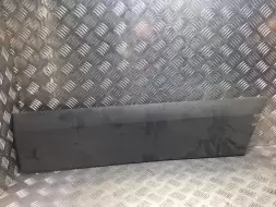 Молдинг двери передней правой