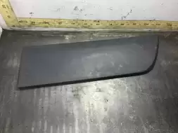 Молдинг двери передней правой