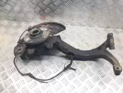 Ступица передняя левая
