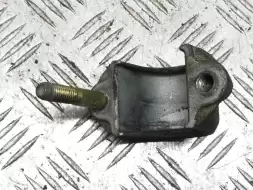 Крепление втулки стабилизатора