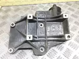 Кронштейн компрессора кондиционера