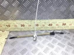 Трос двери передней