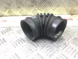 Патрубок воздушного фильтра