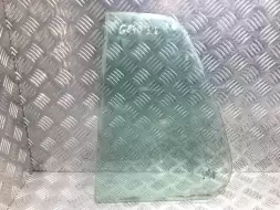 Форточка задняя левая