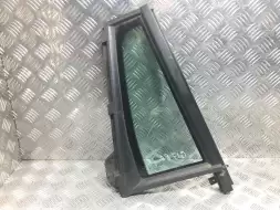 Форточка задняя правая