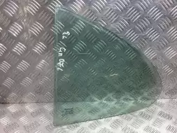 Форточка задняя левая