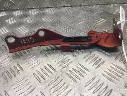 Петля капота правая