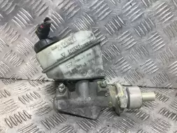 Цилиндр тормозной главный