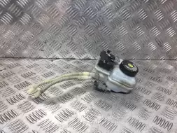 Бачок главного тормозного цилиндра