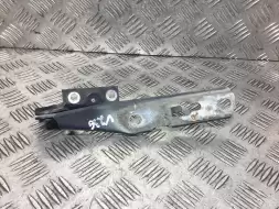 Петля капота левая