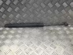 Амортизатор крышки багажника (3-5 двери)