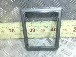 Рамка (накладка) рычага КПП