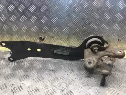 Рычаг задний