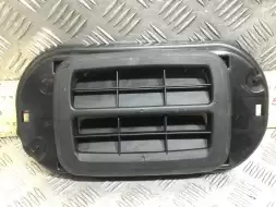 Обшивка крышки багажника