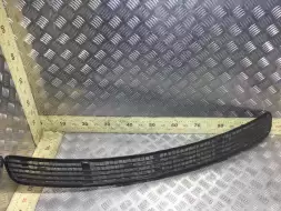 Решетка капота