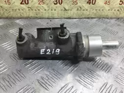 Цилиндр тормозной главный