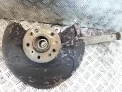 Ступица передняя правая