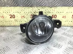 Фара противотуманная правая