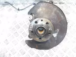 Ступица передняя левая