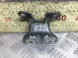 Петля двери задней правой