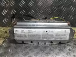 Подушка безопасности пассажира