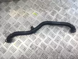 Патрубок вентиляции картера