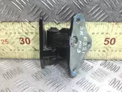 Петля двери задней правой